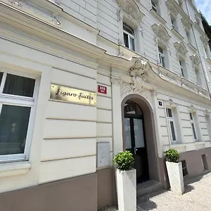 https://figaro-suites.praguehotelsweb.com